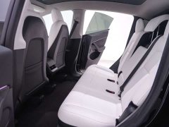 Tesla Model Y standard range rear-wheel drive version - фото 16