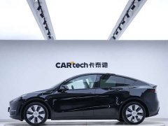 Tesla Model Y standard range rear-wheel drive version - фото 4