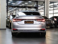 Lexus ES 300h Executive Edition - фото 5