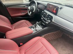 BMW 5 Series 530Li leading M sports package - фото 11
