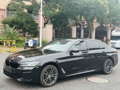 BMW 5 Series 530Li leading M sports package - фото 3