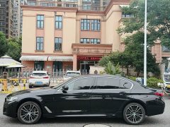 BMW 5 Series 530Li leading M sports package - фото 4