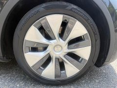 Tesla Model Y long-range all-wheel drive version - фото 17