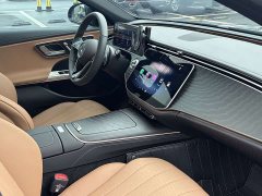 Mercedes-Benz E-Class E 260 L Classic Edition - фото 19