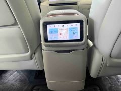 Lynk & Co 900 2.0T Ultra 6-seater - фото 12