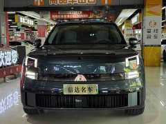 Lynk & Co 900 2.0T Ultra 6-seater - фото 2