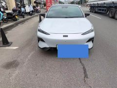 Geely Galaxy E8 2024 620km four-wheel drive starship performance version - фото 2