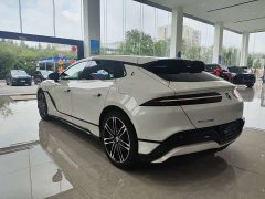Denza Z9GT 2024 1100 four-wheel drive Ultra version - фото 7