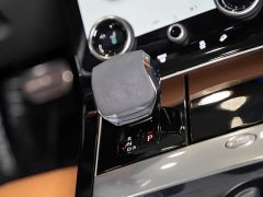 Land Rover Range Rover Velar 250PS Glitter Gold Collector’s Edition - фото 17