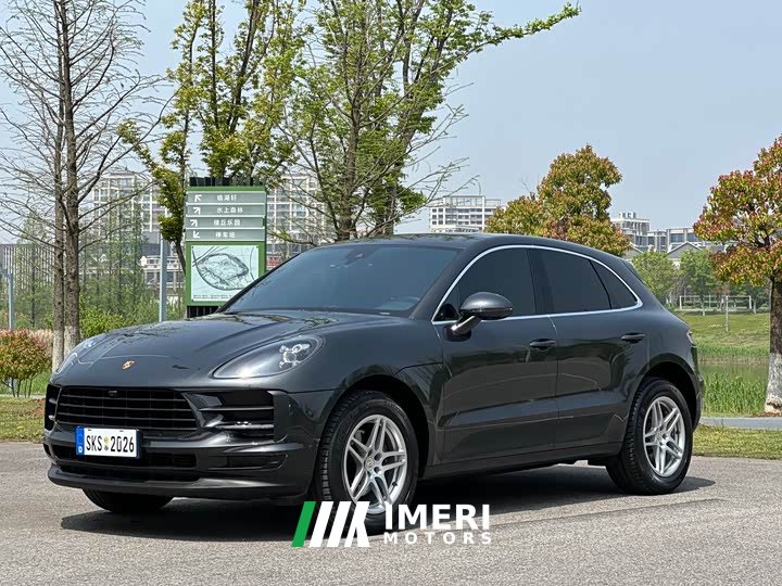 Porsche Macan 2.0T - автомобиль из Китая