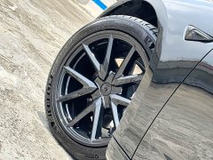 Tesla Model 3 rear-wheel drive version - фото 9