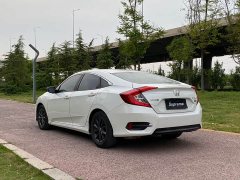 Honda Civic 2019 220TURBO CVT Dynamic Edition National VI - фото 9