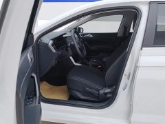 Volkswagen Polo Plus 1.5L Automatic Joyful Edition - фото 9
