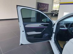 Volkswagen Lavida 2023 1.5L Automatic 5 Million Edition - фото 6