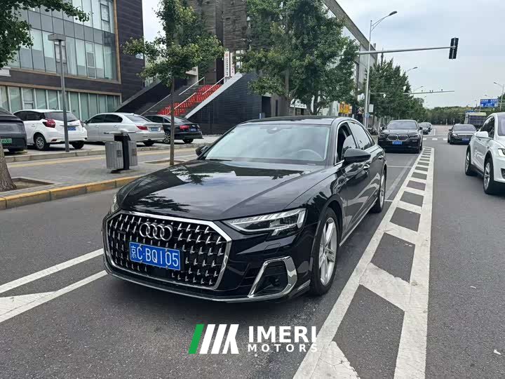 Audi A8 A8L 50 TFSI quattro Premium Selection - автомобиль из Китая