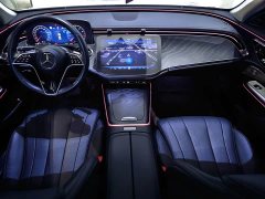 Mercedes-Benz E-Class (Imported) E 300 Fashionable Sports Edition - фото 5