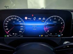Mercedes-Benz E-Class (Imported) E 300 Fashionable Sports Edition - фото 9