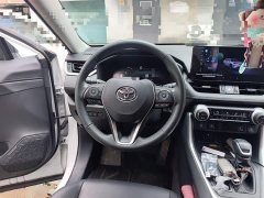 Toyota RAV4 Rongfang 2.0L CVT two-wheel drive 20th anniversary platinum commemorative edition - фото 11