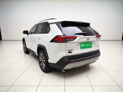 Toyota RAV4 Rongfang 2.0L CVT two-wheel drive 20th anniversary platinum commemorative edition - фото 4