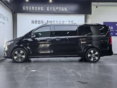Mercedes-Benz V-Class V 260 L Long Wheelbase Premium Edition - фото 3