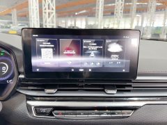 Geely Emgrand 4th generation 1.5L CVT premium - фото 14