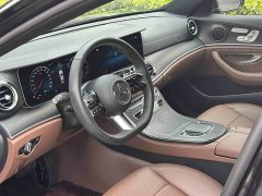 Mercedes-Benz E-Class 2023 E 300 L Sporty and Fashionable - фото 4