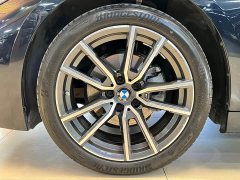BMW 3 Series 320Li M Sports Package - фото 9