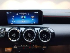 Mercedes-Benz CLA (imported) CLA 200 sports car - фото 11