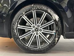 Mercedes-Benz V-Class 2024 V 300 L Long Wheelbase Exclusive - фото 4