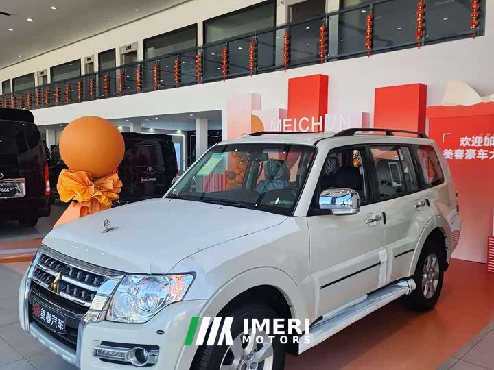 Mitsubishi Pajero (imported) 2020 3.0L automatic - автомобиль из Китая