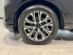 Ford Explorer 2024 2.3T EcoBoost four-wheel drive titanium version 7 seats - фото 10