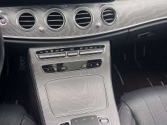 Mercedes-Benz E-Class facelift E 300 L luxury - фото 16