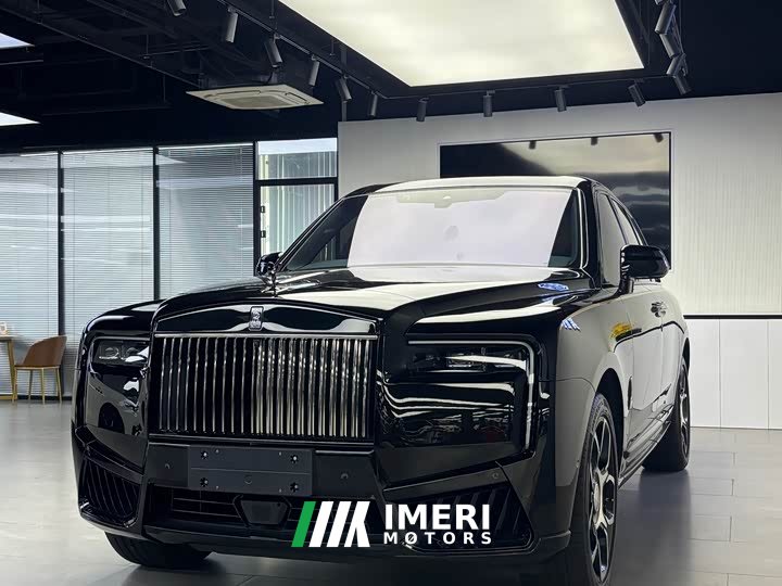 Rolls-Royce Cullinan Black Badge - автомобиль из Китая