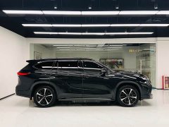 Toyota Crown Lufang 2.5L HEV four-wheel drive premium version - фото 6