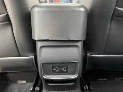 BMW Roewe i5 2020 1.5L Manual 4G Internet Leader Flagship Edition - фото 17