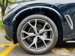 BMW X5 2022 xDrive 40Li Exclusive M Sports Package - фото 10