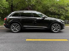 Audi Q7 55 TFSI quattro S line Sport - фото 2