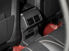 Land Rover Range Rover Velar 2022 250PS Glitter Gold Collector’s Edition - фото 20