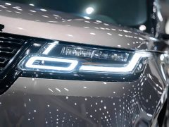 Land Rover Range Rover Velar 2022 250PS Glitter Gold Collector’s Edition - фото 3