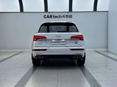 Audi Q5L 2022 40T luxury and dynamic - фото 3