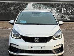 Honda Fit 1.5L CVT Trendy Sunroof Edition - фото 2