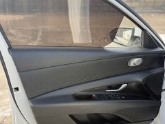Lexus Elantra 1.5L CVT LUX Premium Edition - фото 17