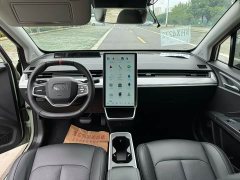 Lynk & Co Nezha V 2022 Chao 400 Lite - фото 3