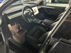 Tesla Model Y rear-wheel drive version - фото 6