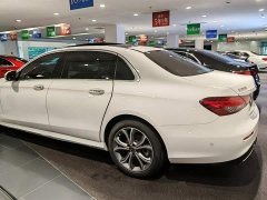 Mercedes-Benz E-Class E 300 L Sporty and Fashionable - фото 5