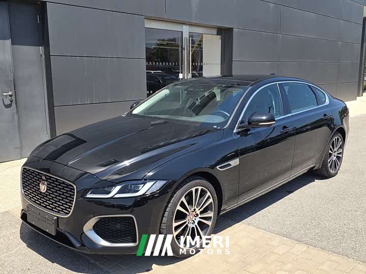 Jaguar XFL 2.0T P250 two-wheel drive exclusive luxury version - автомобиль из Китая