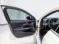 Mercedes-Benz C-Class facelift three C 260 L sports version - фото 7