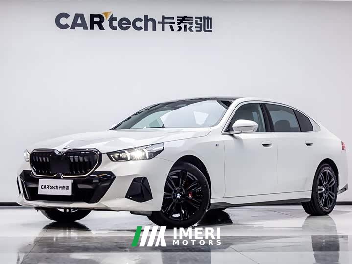 BMW 5 Series 2024 530Li Leading M Sports Package - автомобиль из Китая