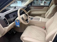 AITO Wenjie M9 2025 extended range Ultra version 52kWh 6-seater version (896-line lidar) - фото 4