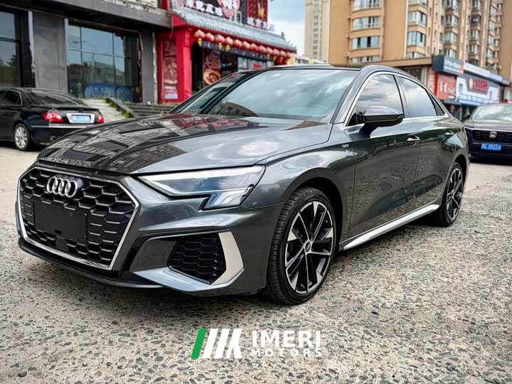 Audi A3 A3L Limousine 35 TFSI Fashion Sport - автомобиль из Китая